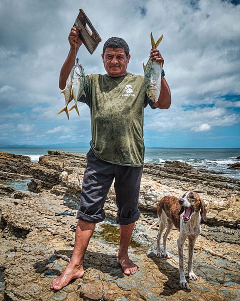 The fisherman and his dog - Travel portraits